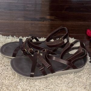 Merrell brown strapy sandals